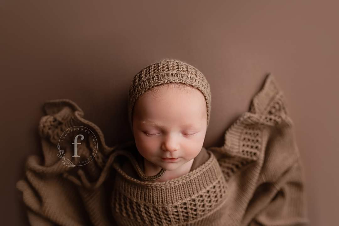 Archer Bonnet and Overwrap Set